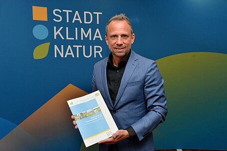 Grüne und blaue Infrastruktur: Bayerns Regierung unterstützt Kommunen bei Klimaresilienz